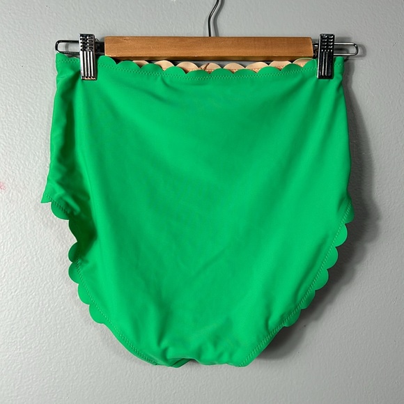 J Crew High-rise scalloped bikini bottom in Brilliant Green size small - Picture 2 of 12